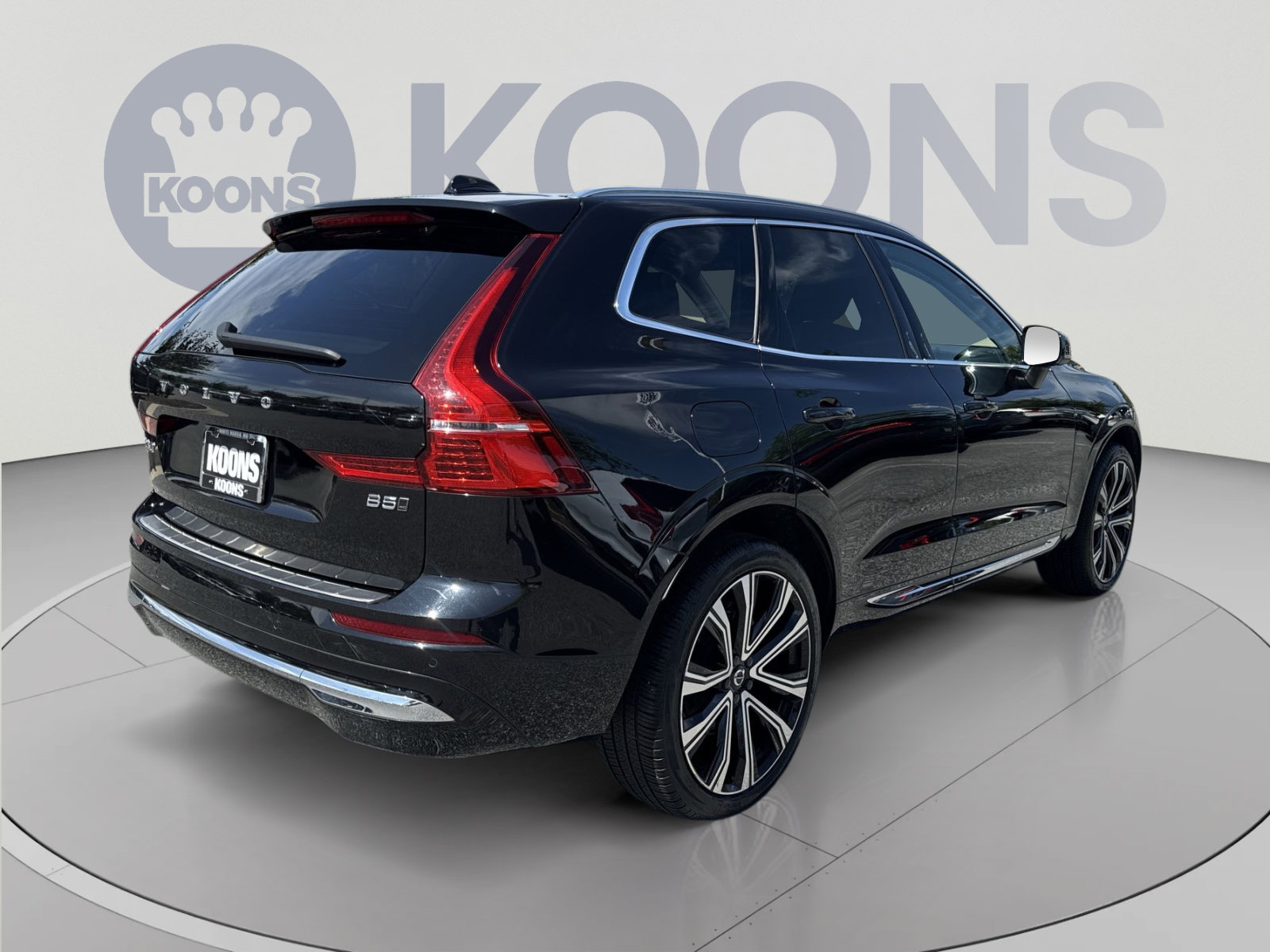 Certified 2023 Volvo XC60 B5 Ultimate w/ Climate Package AWD/4WD image 7