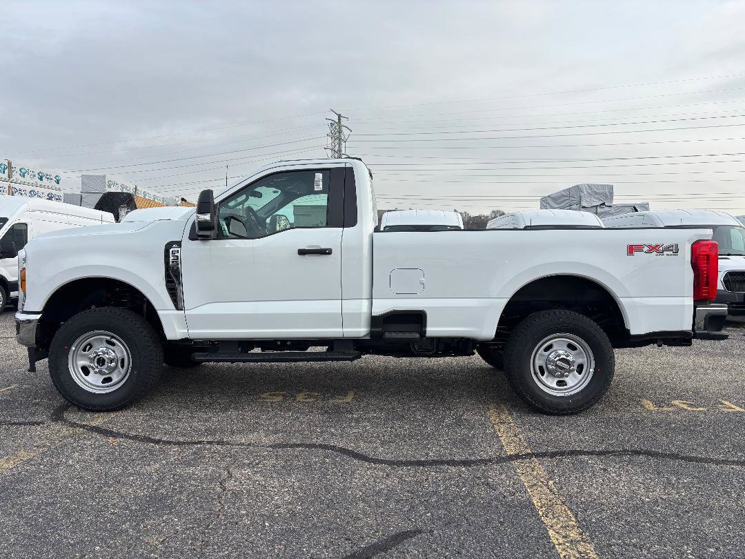 New 2026 Ford F350 XL w/ FX4 Off-Road Package image 5