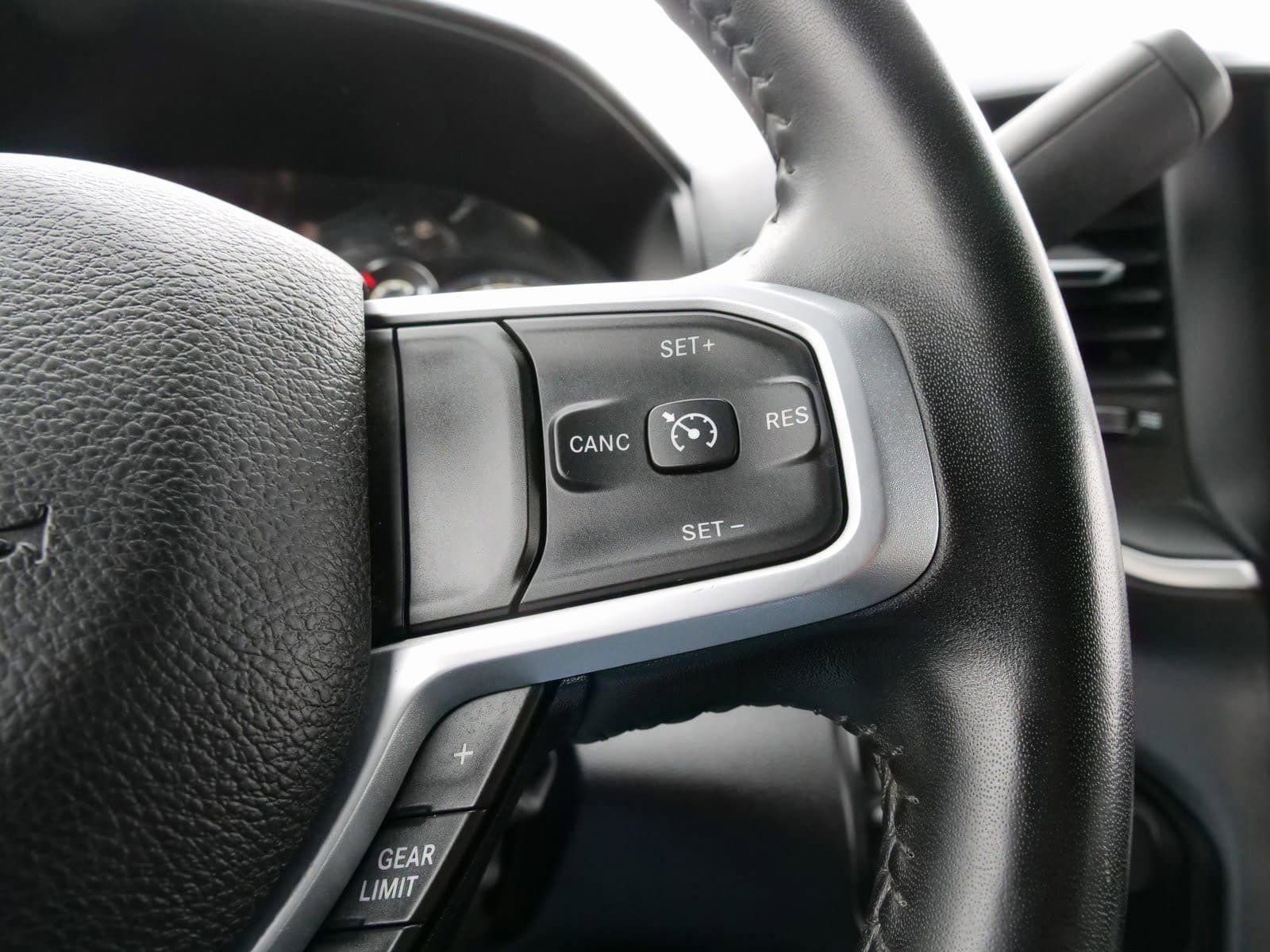 Used 2024 RAM 3500 Big Horn image 23