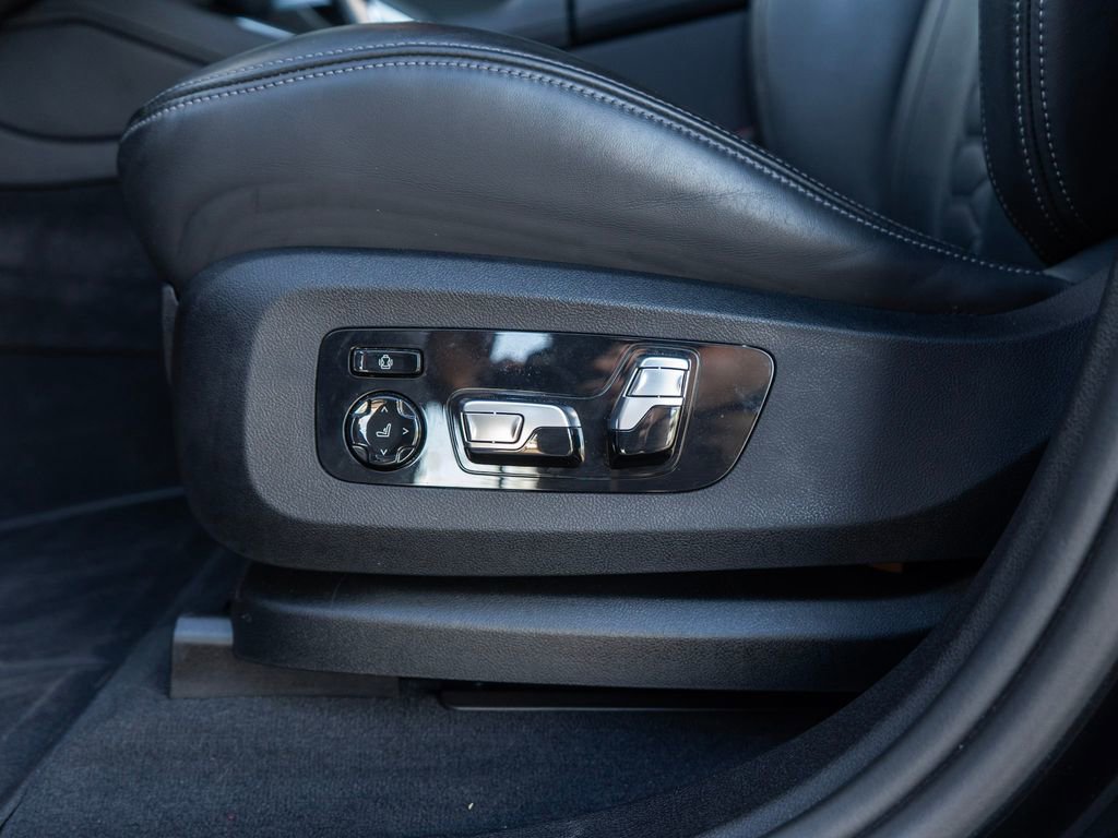 Used 2024 BMW X6 M Competition image 32