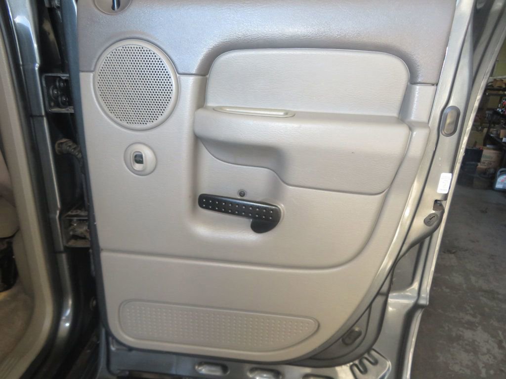 Used 2004 Dodge Ram 2500 Truck SLT w/ Trailer Tow Group image 26