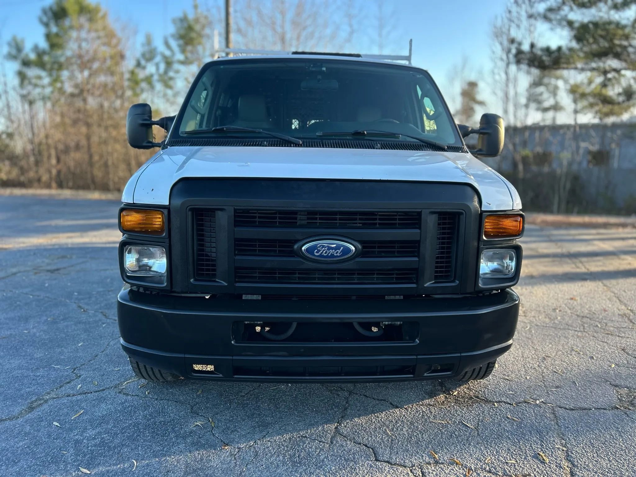 Used 2013 Ford E-350 and Econoline 350 Extended Super Duty image 4