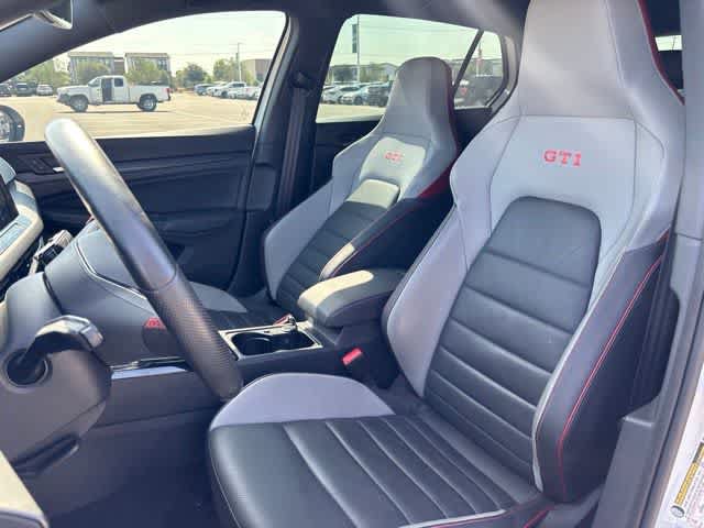 Used 2024 Volkswagen GTI SE FWD image 23