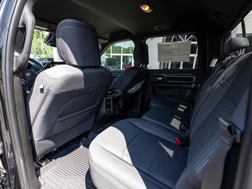New 2026 RAM 2500 Big Horn AWD/4WD image 29