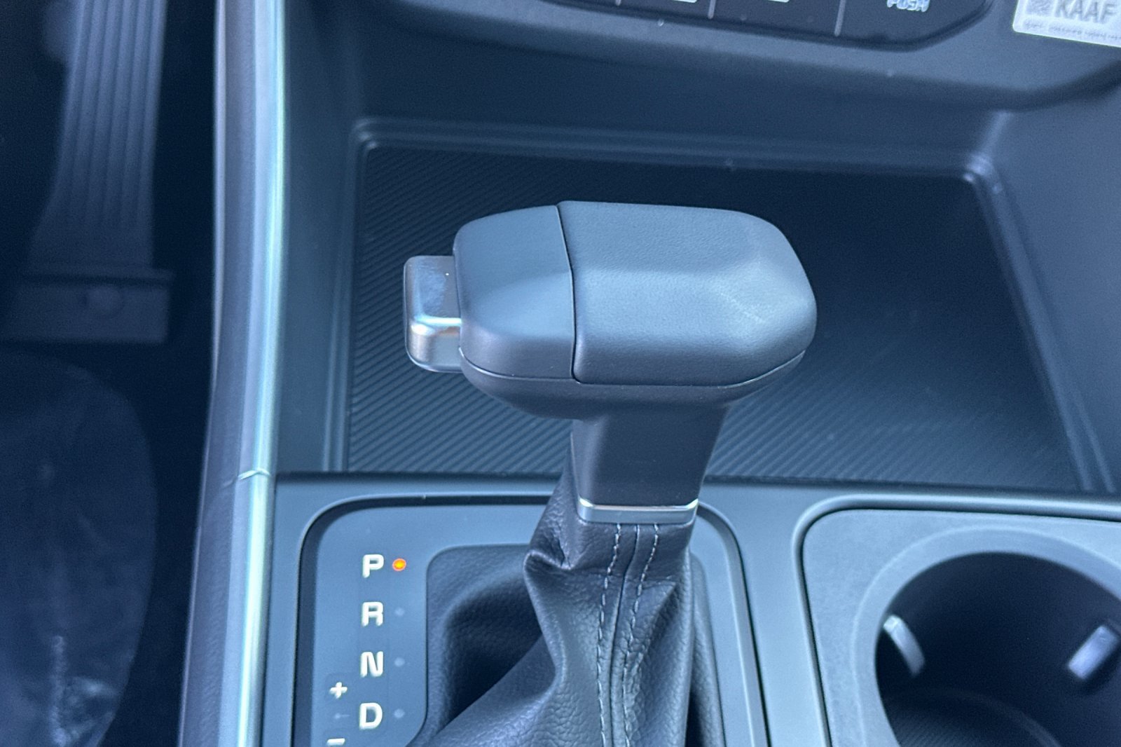 New 2027 Kia Carnival FWD image 21