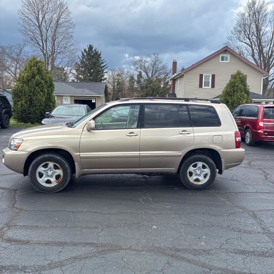 Used 2005 Toyota Highlander 4WD image 12