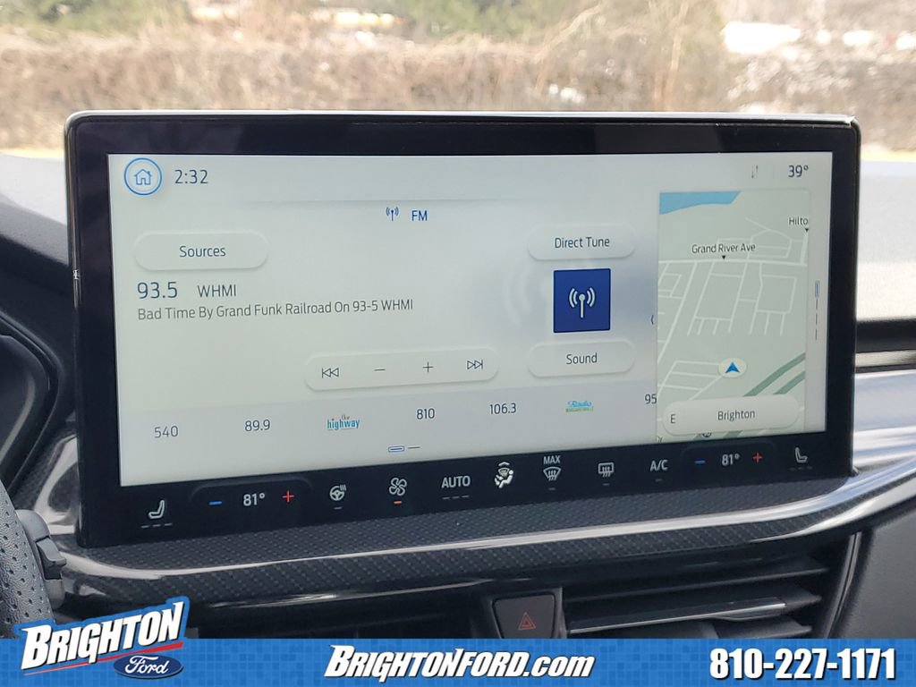 Used 2023 Ford Escape ST-Line Elite w/ Class II Trailer Tow Package image 23