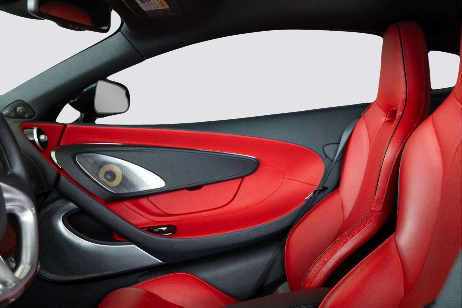 Used 2023 McLaren GT image 27