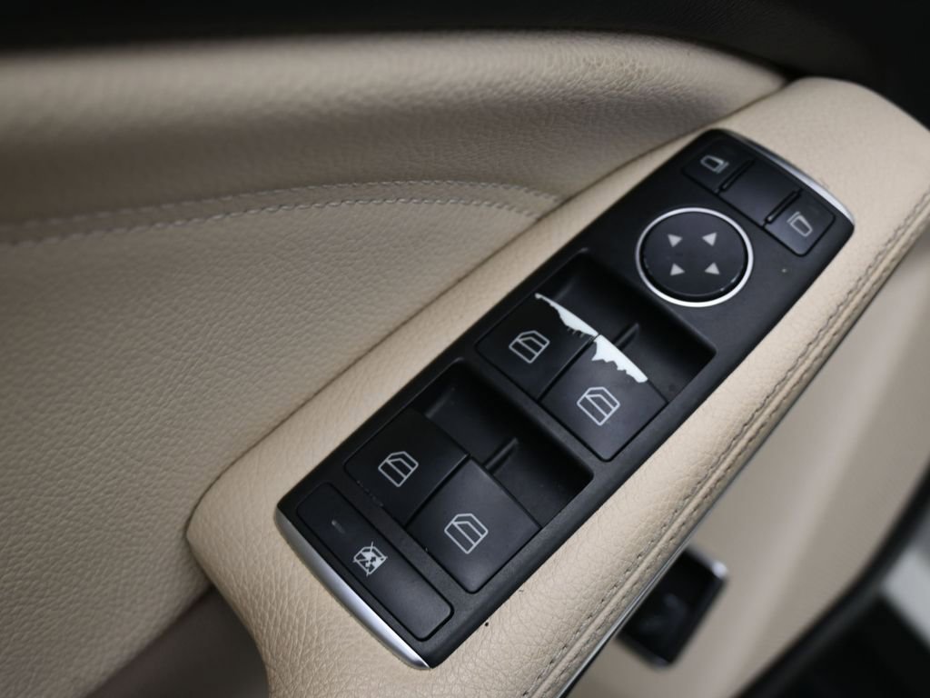 Used 2018 Mercedes-Benz GLA 250 image 29