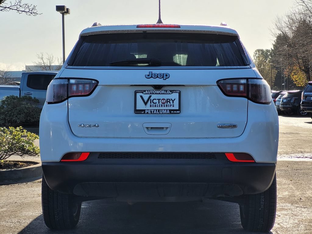 Used 2022 Jeep Compass Latitude AWD/4WD image 5
