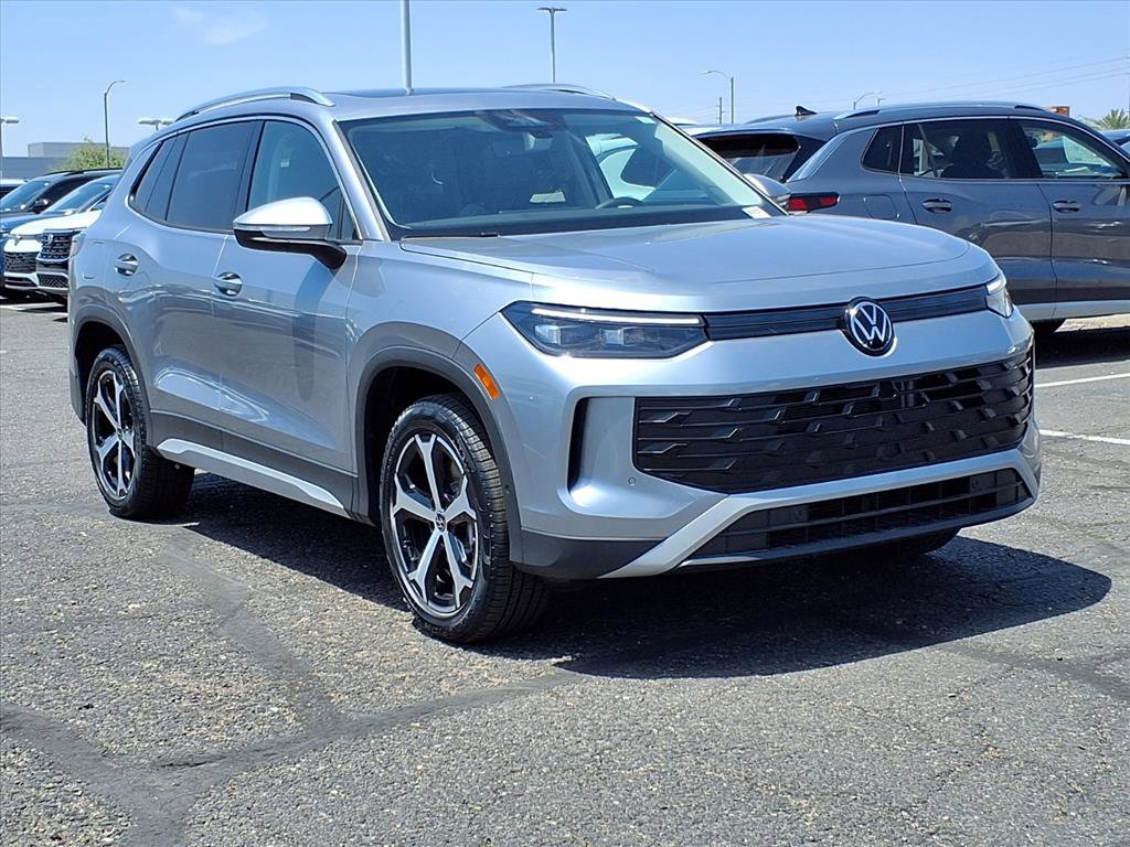 New 2026 Volkswagen Tiguan SE