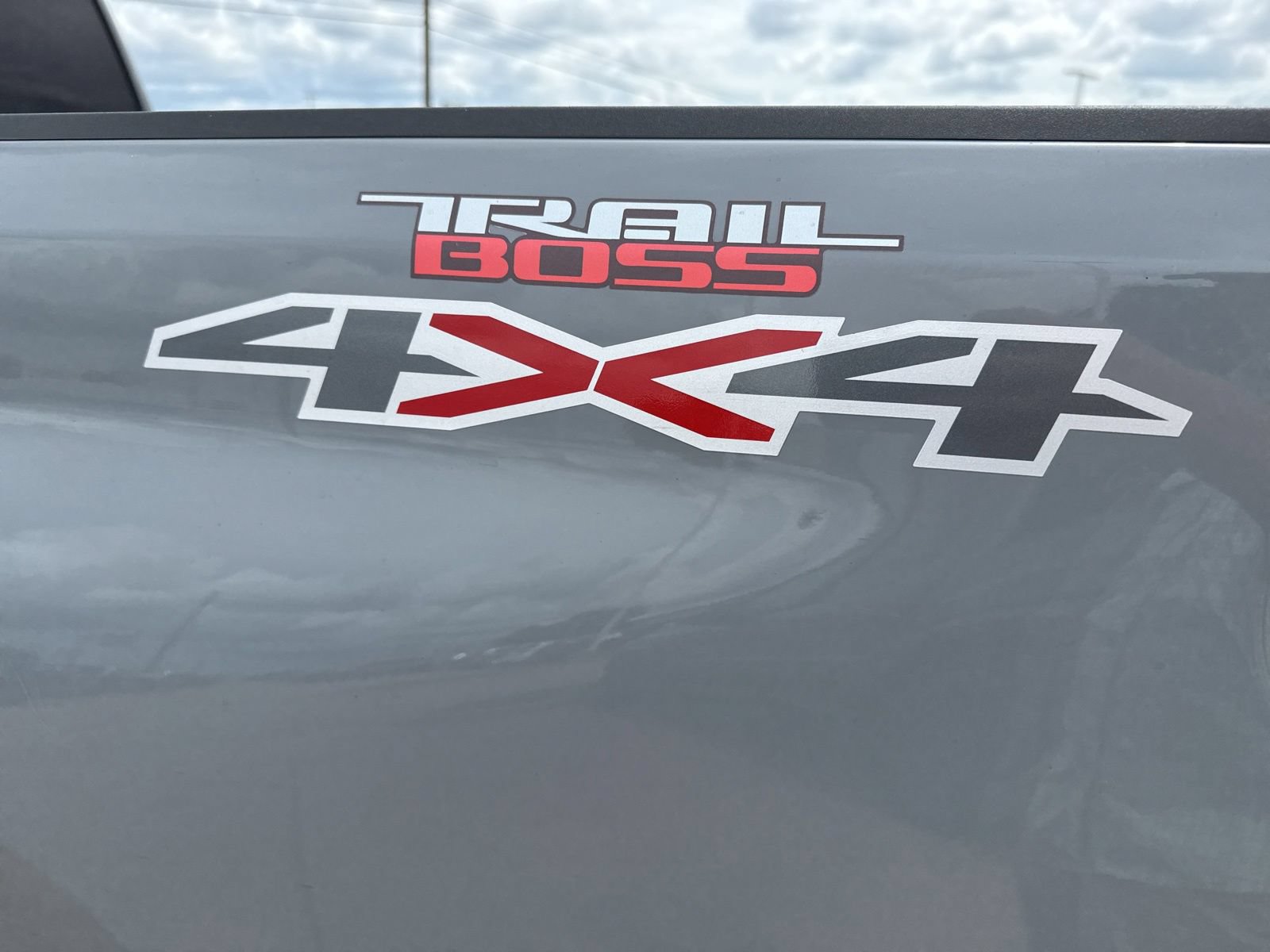 Used 2025 Chevrolet Silverado 2500 Custom w/ Custom Convenience Package AWD/4WD image 9