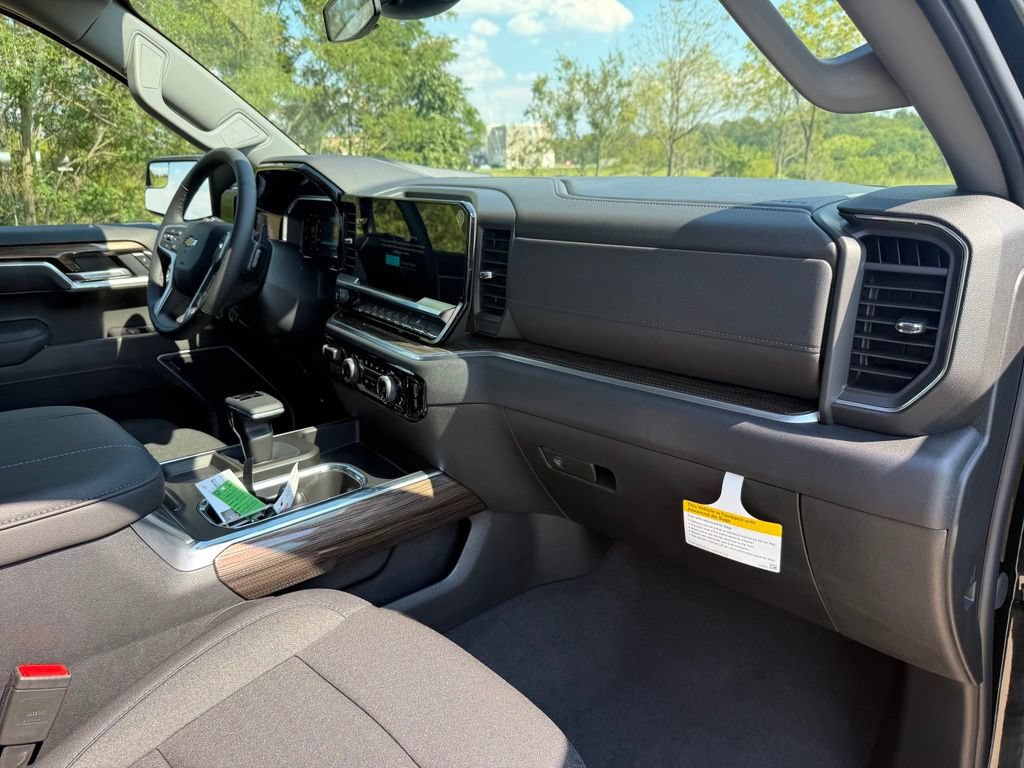 New 2026 Chevrolet Silverado 1500 LT w/ All Star Edition Plus AWD/4WD image 22