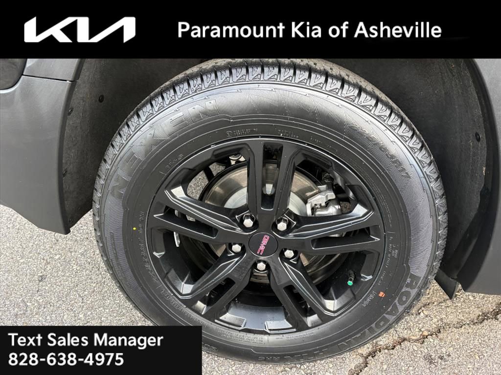 Used 2023 GMC Terrain AT4 w/ Tech Package image 30