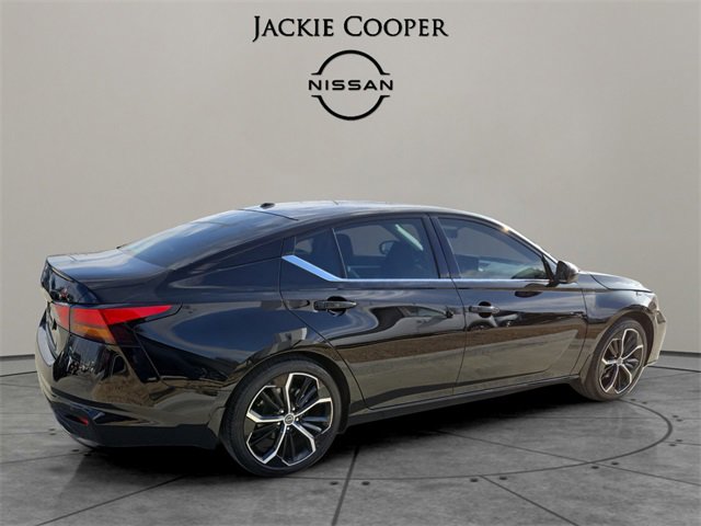 Certified 2025 Nissan Altima 2.5 SR w/ SR Premium Package image 5