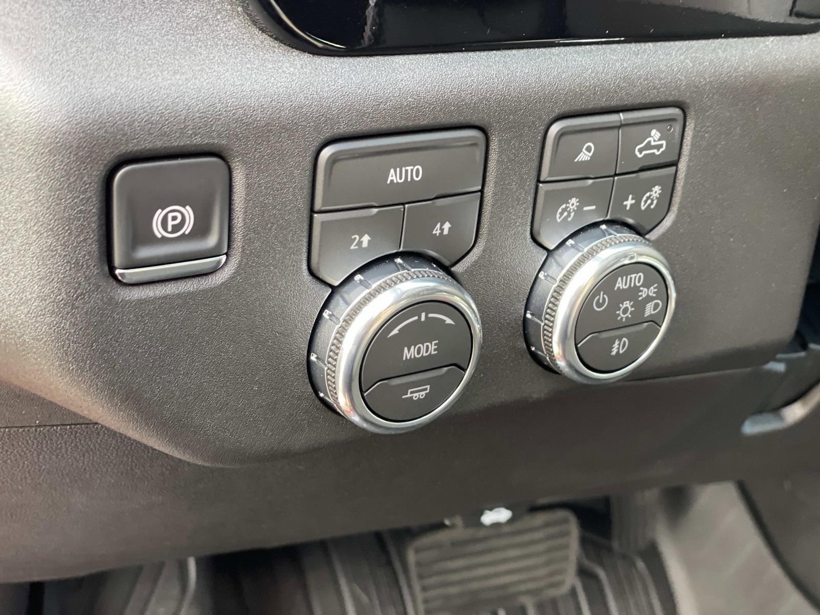 New 2026 GMC Sierra 1500 Elevation w/ Elevation Premium Package image 19