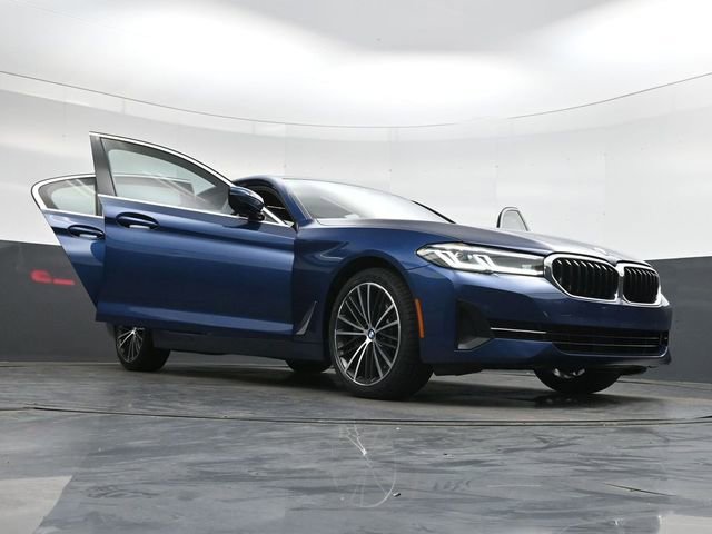 Used 2023 BMW 530i w/ Premium Package RWD image 42