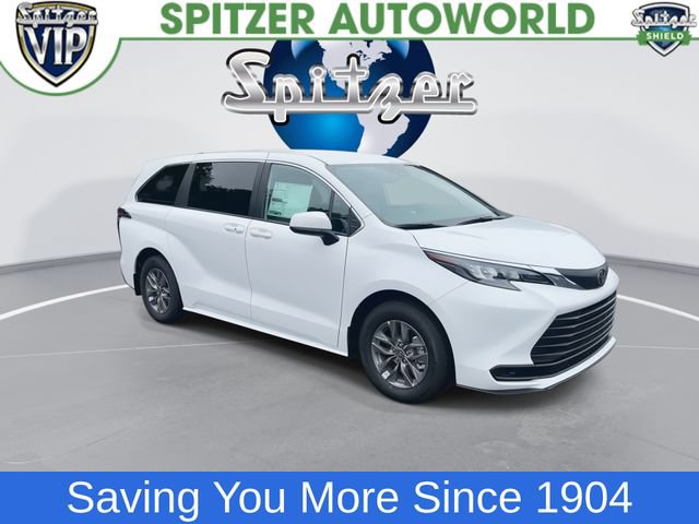 New 2026 Toyota Sienna LE AWD/4WD image 2