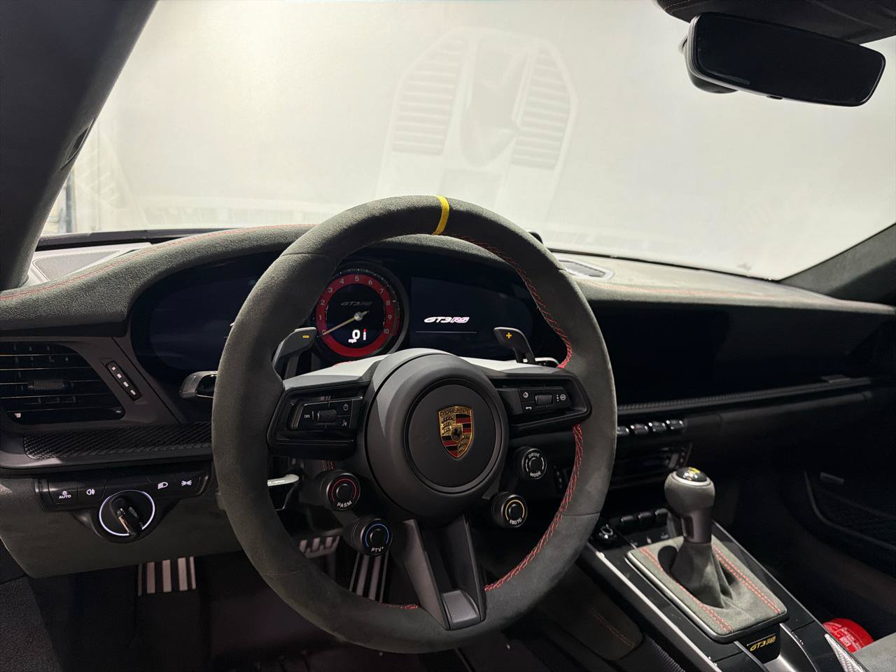 Used 2025 Porsche 911 GT3 RS RWD image 28