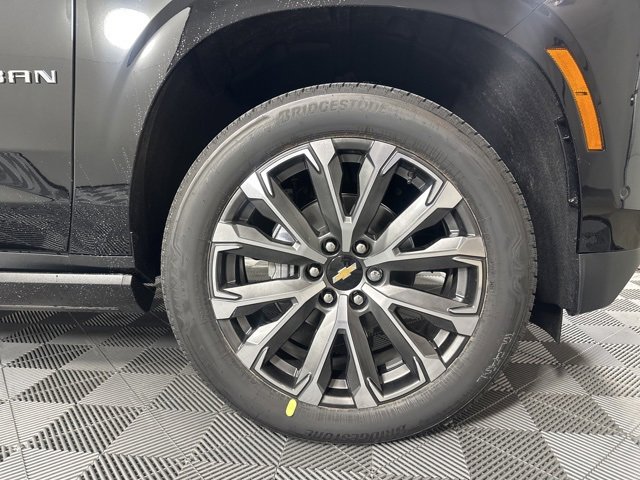 New 2026 Chevrolet Suburban High Country image 7