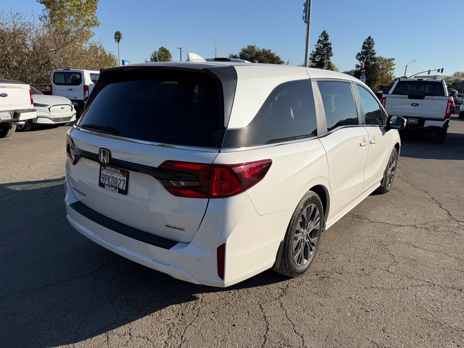 Used 2025 Honda Odyssey Touring image 5
