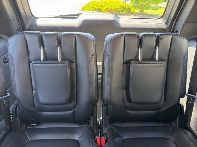 Used 2017 Ford Explorer XLT w/ Equipment Group 202A image 27