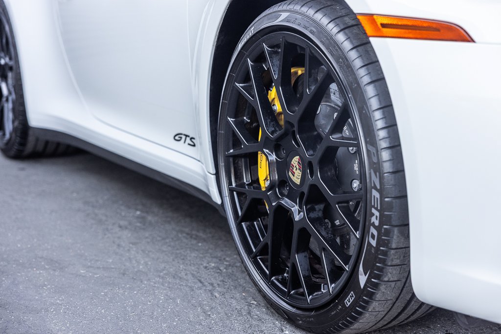 Certified 2024 Porsche 911 Carrera GTS RWD image 23