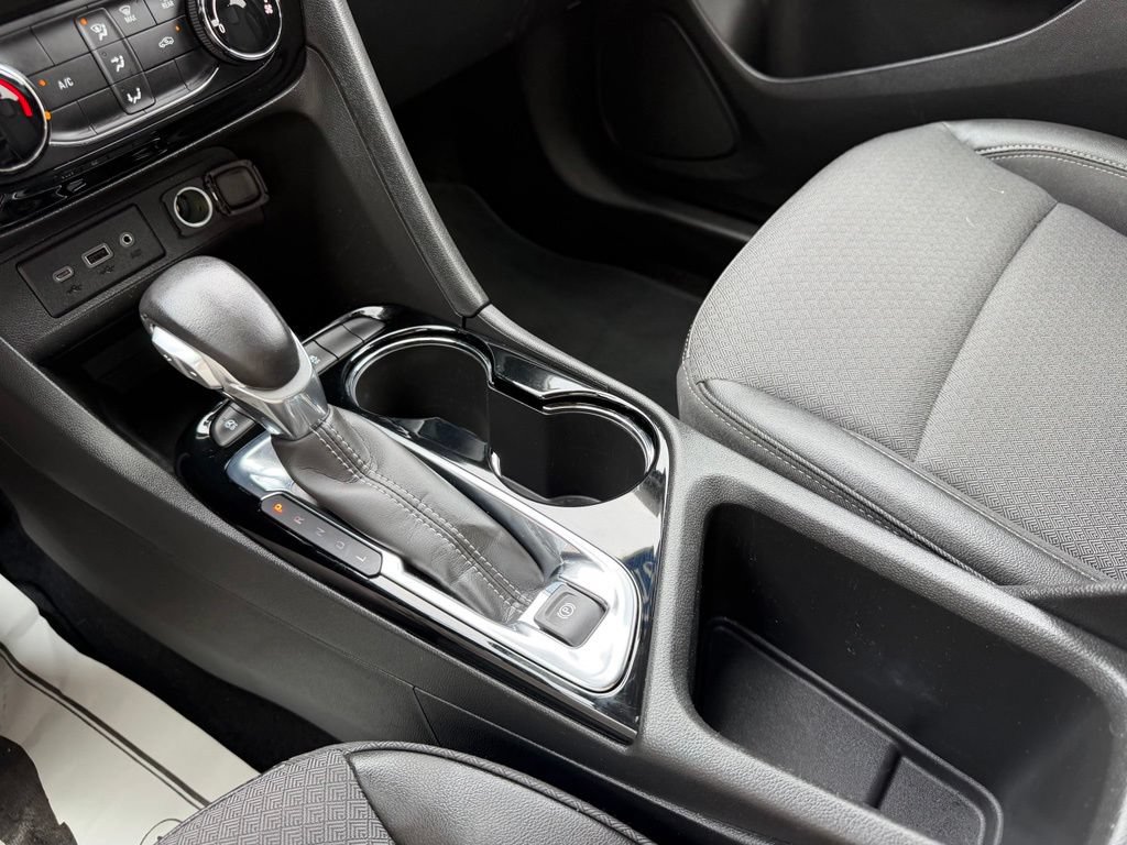 Certified 2023 Buick Encore GX Preferred FWD image 23