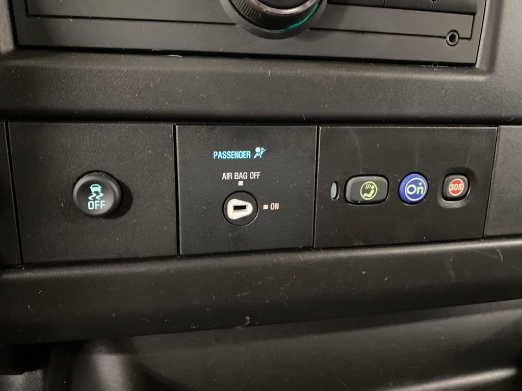 Used 2024 GMC Savana 2500 w/ Driver Convenience Package image 26