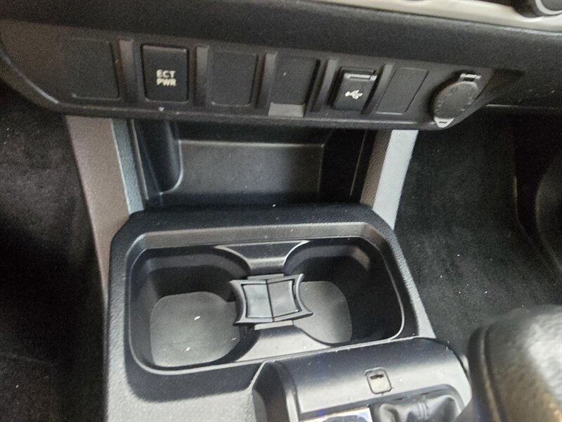 Used 2021 Toyota Tacoma SR AWD/4WD image 20