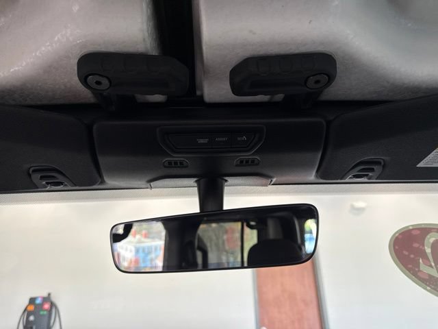 Used 2022 Jeep Gladiator Mojave w/ Cold Weather Group AWD/4WD image 37