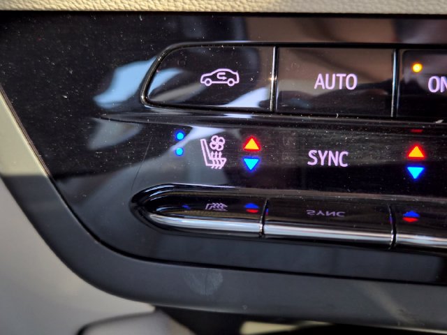 Used 2023 Buick Envision Avenir FWD image 31