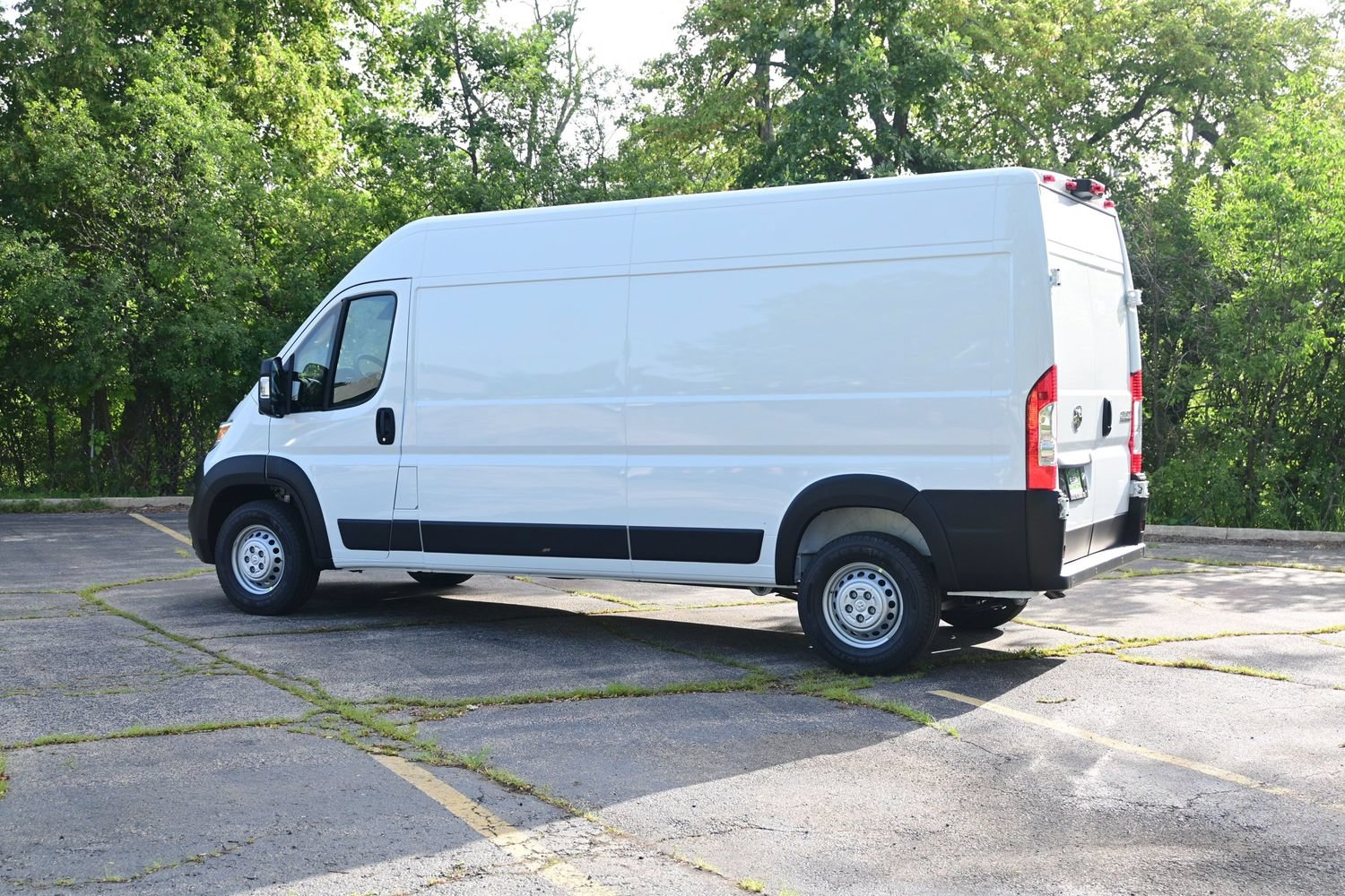 New 2026 RAM ProMaster 3500 w/ Cold Weather Group FWD image 9