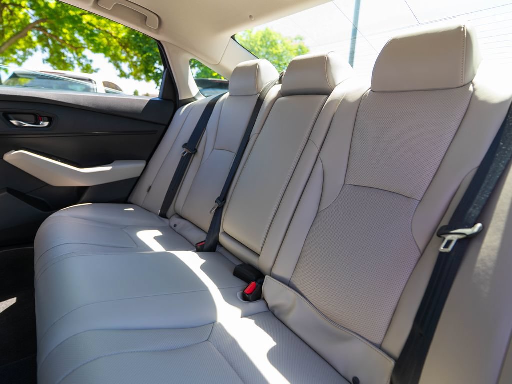 Used 2023 Honda Accord EX-L image 37