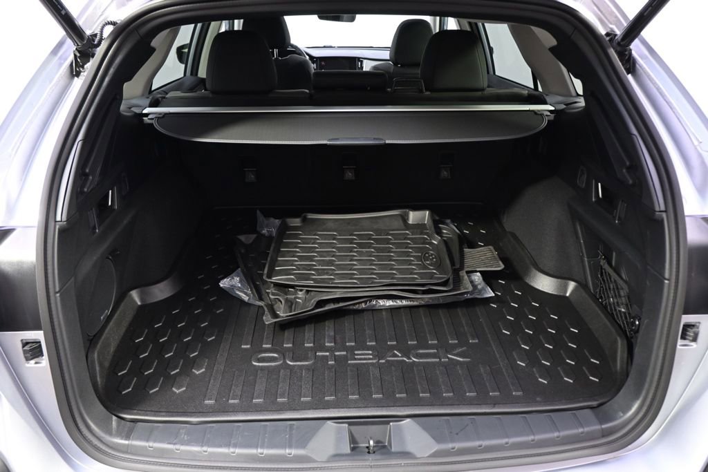 Certified 2025 Subaru Outback Onyx Edition image 53
