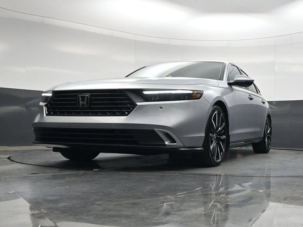Used 2025 Honda Accord Touring image 32
