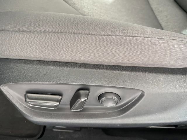 Used 2022 Toyota Camry LE image 19