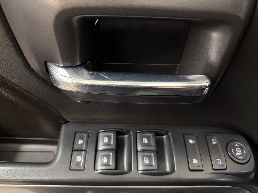 Used 2017 Chevrolet Silverado 1500 LT w/ All Star Edition image 10