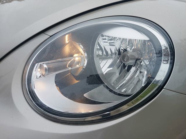 Used 2015 Volkswagen Beetle 1.8T image 27