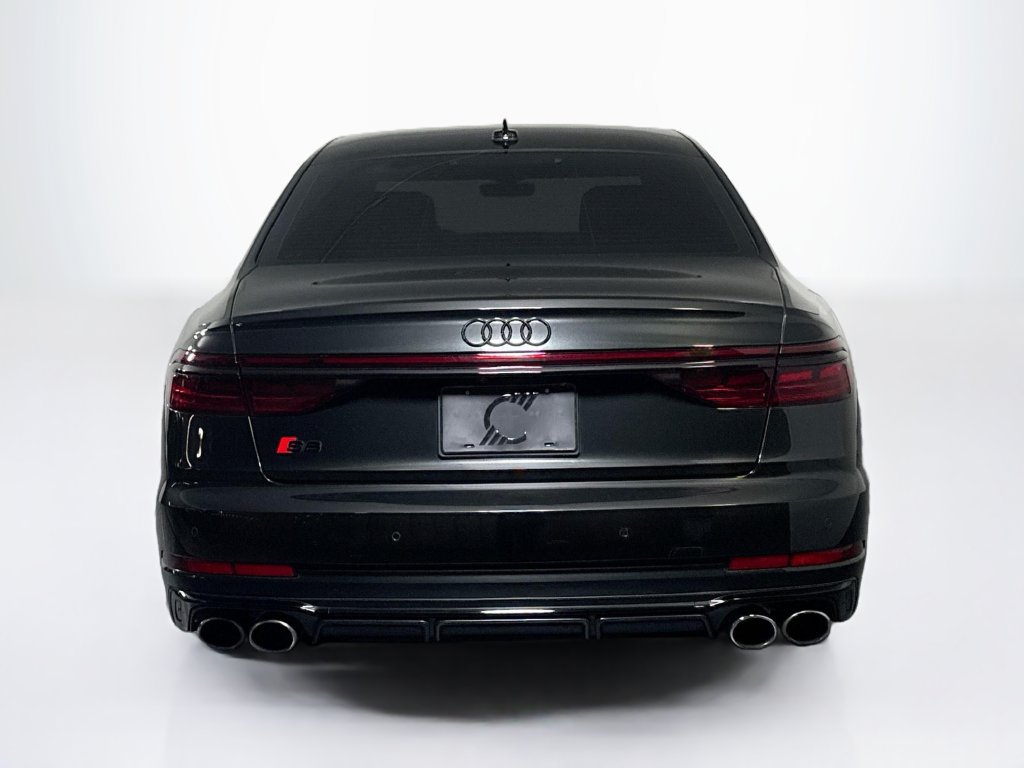 Used 2023 Audi S8 AWD/4WD image 4