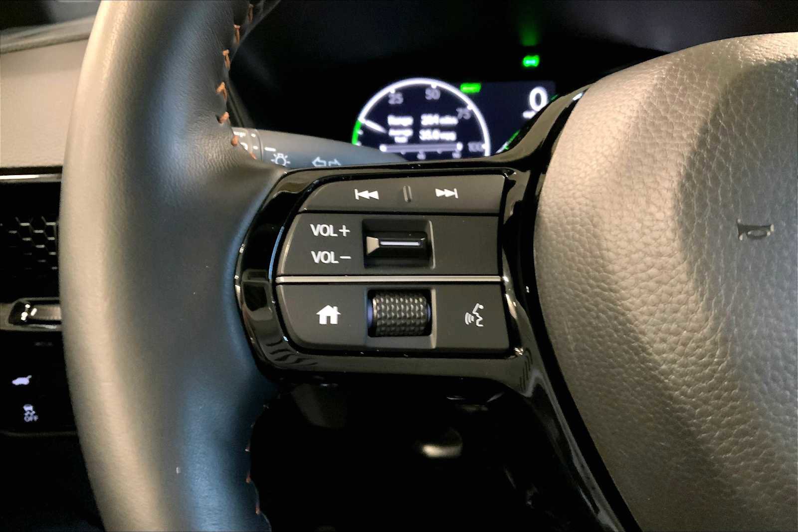 Used 2025 Honda CR-V Sport Touring image 23