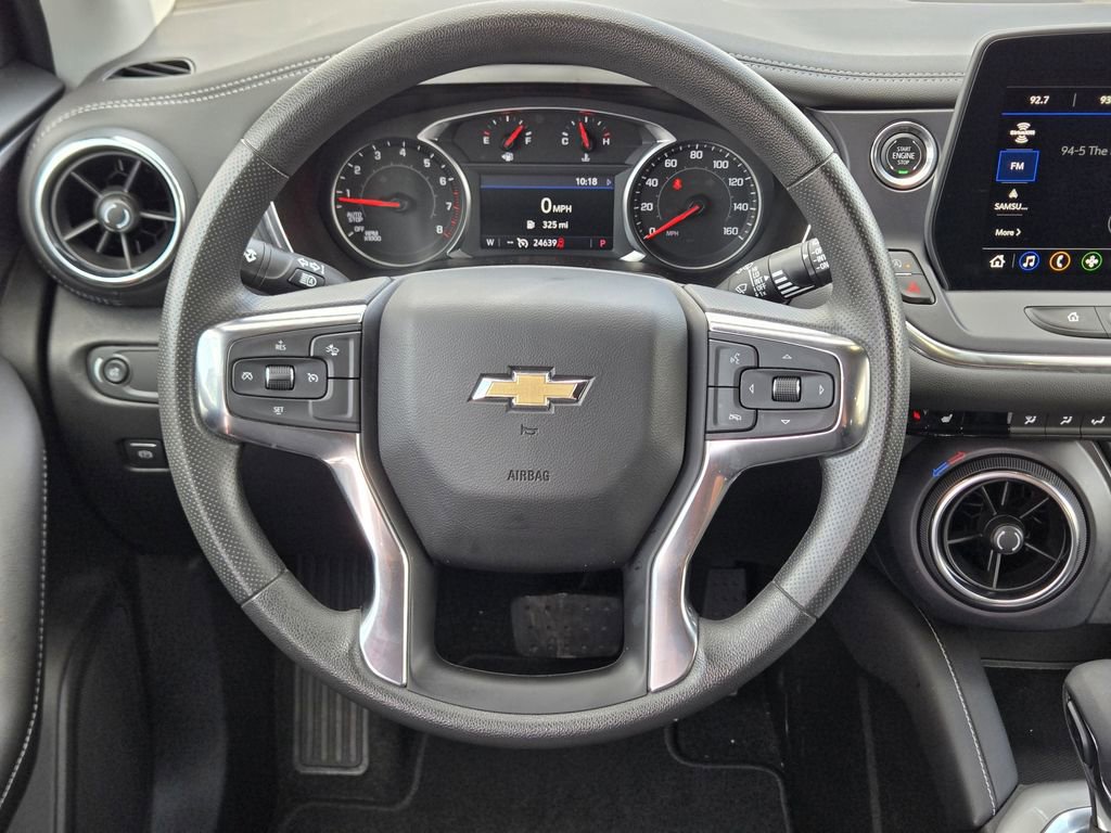 Used 2025 Chevrolet Blazer LT AWD/4WD image 20