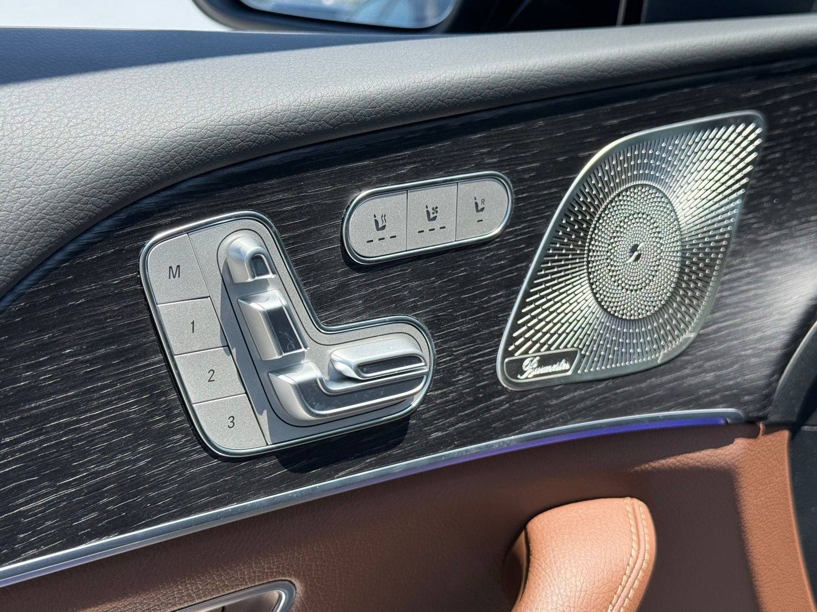 New 2026 Mercedes-Benz GLS 450 4MATIC image 16