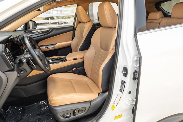 Used 2024 Lexus NX 350h AWD image 12