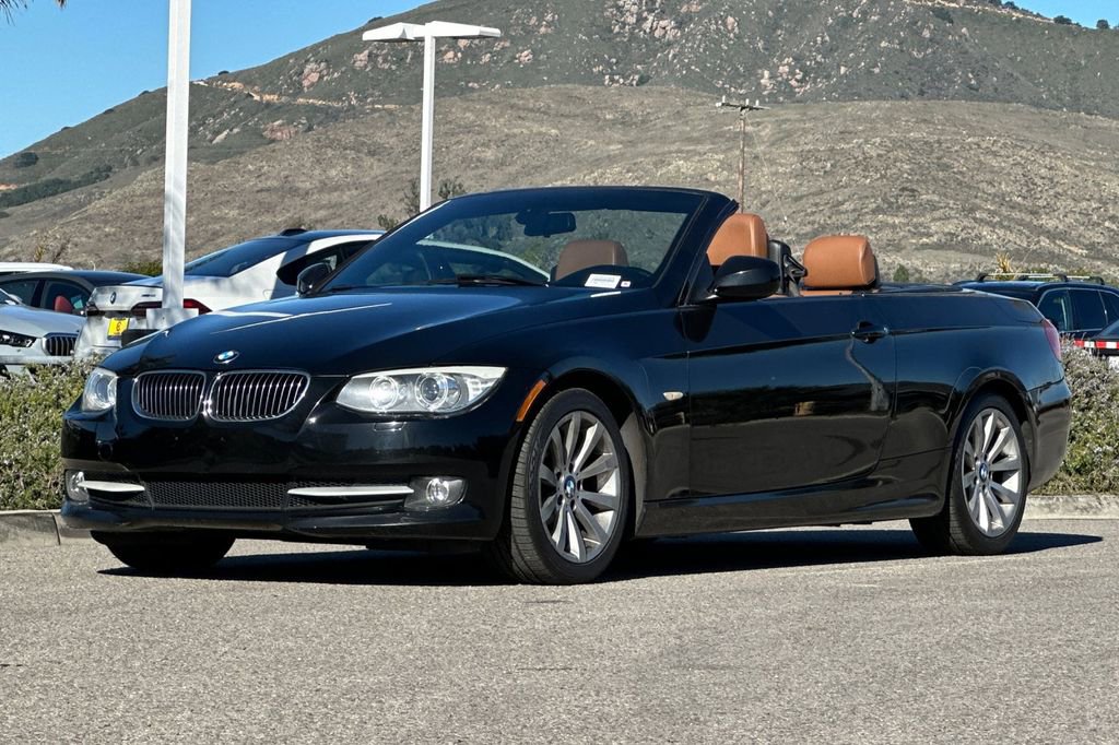 Used 2011 BMW 328i Convertible image 7