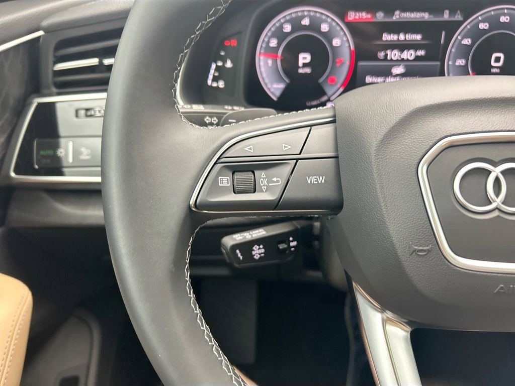 Used 2025 Audi Q8 Premium Plus image 11