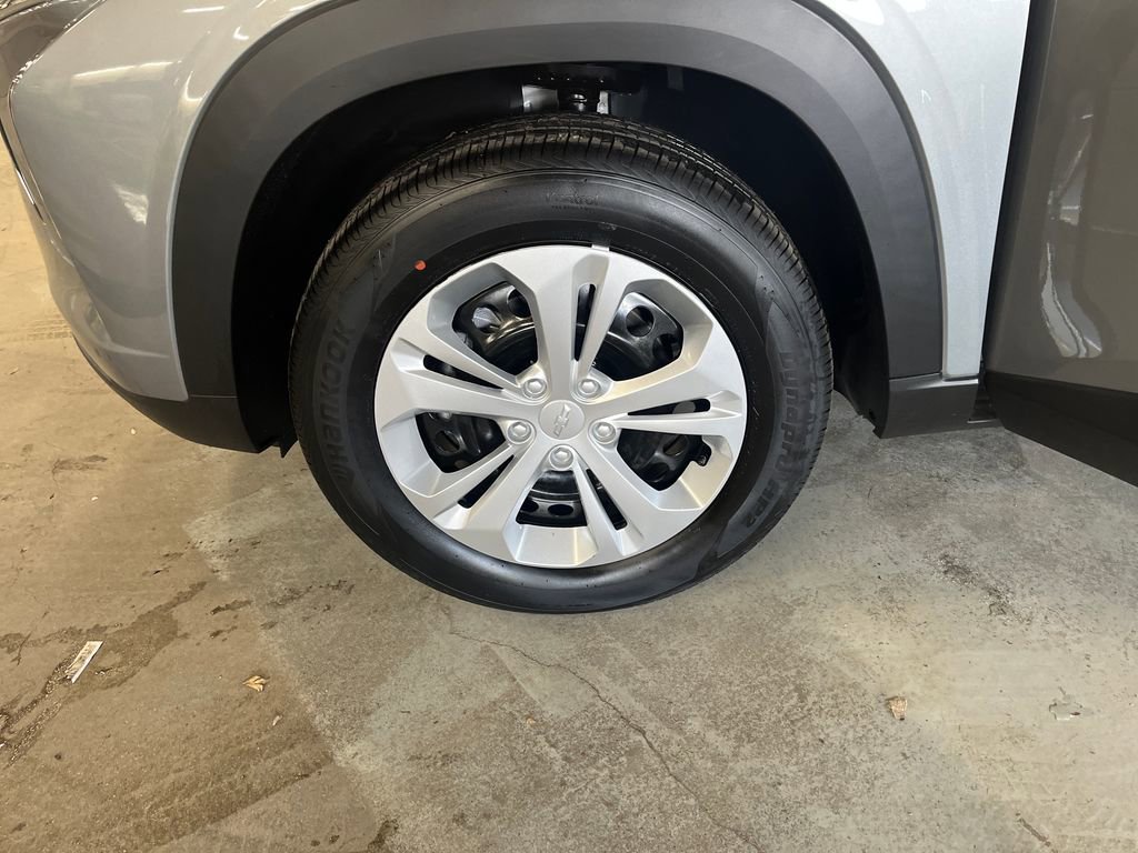 New 2026 Chevrolet Trax LS FWD image 26