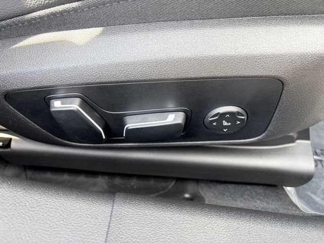 Used 2025 BMW M340i RWD image 12