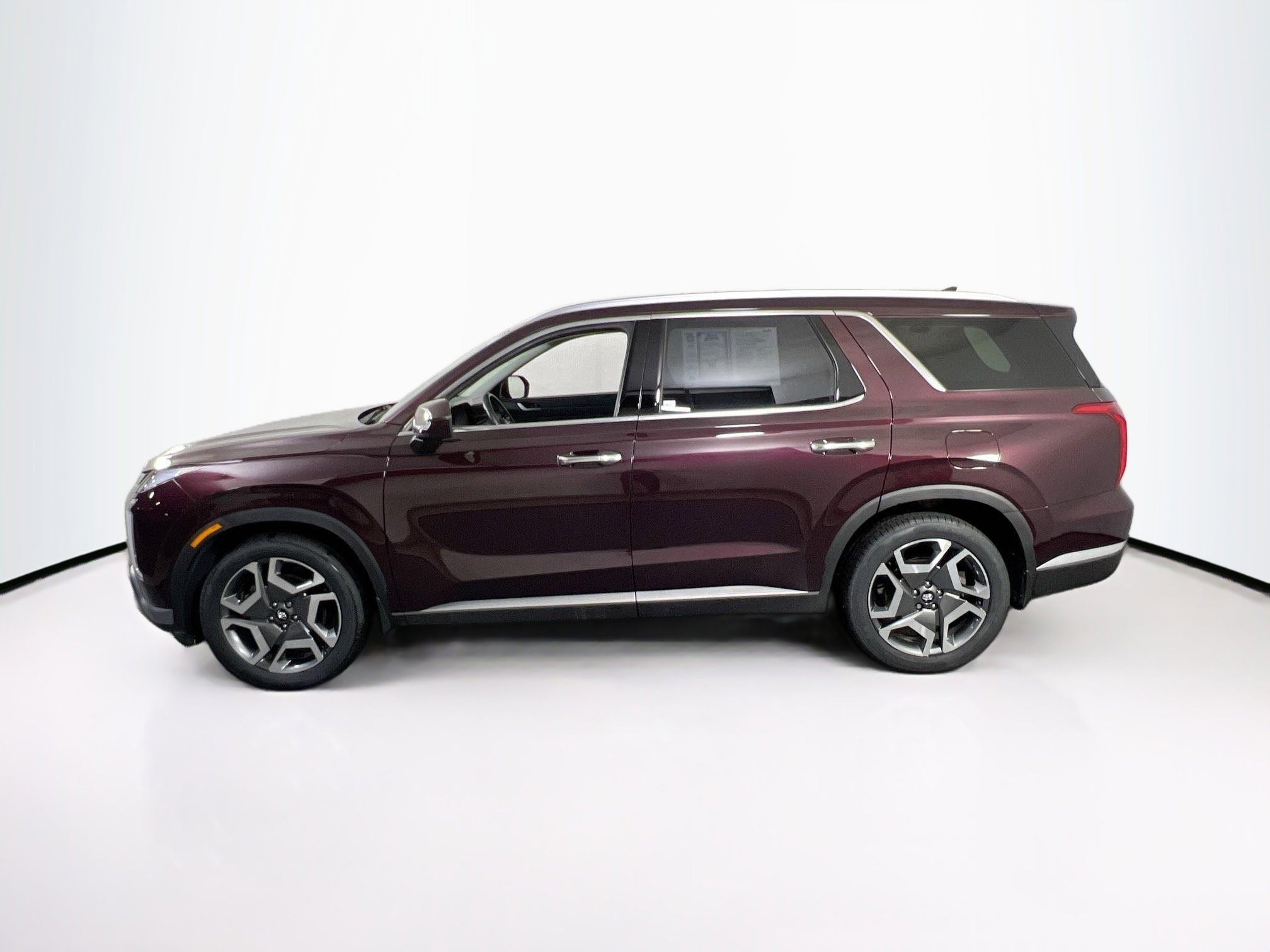 Used 2023 Hyundai Palisade Limited w/ Cargo Package image 8
