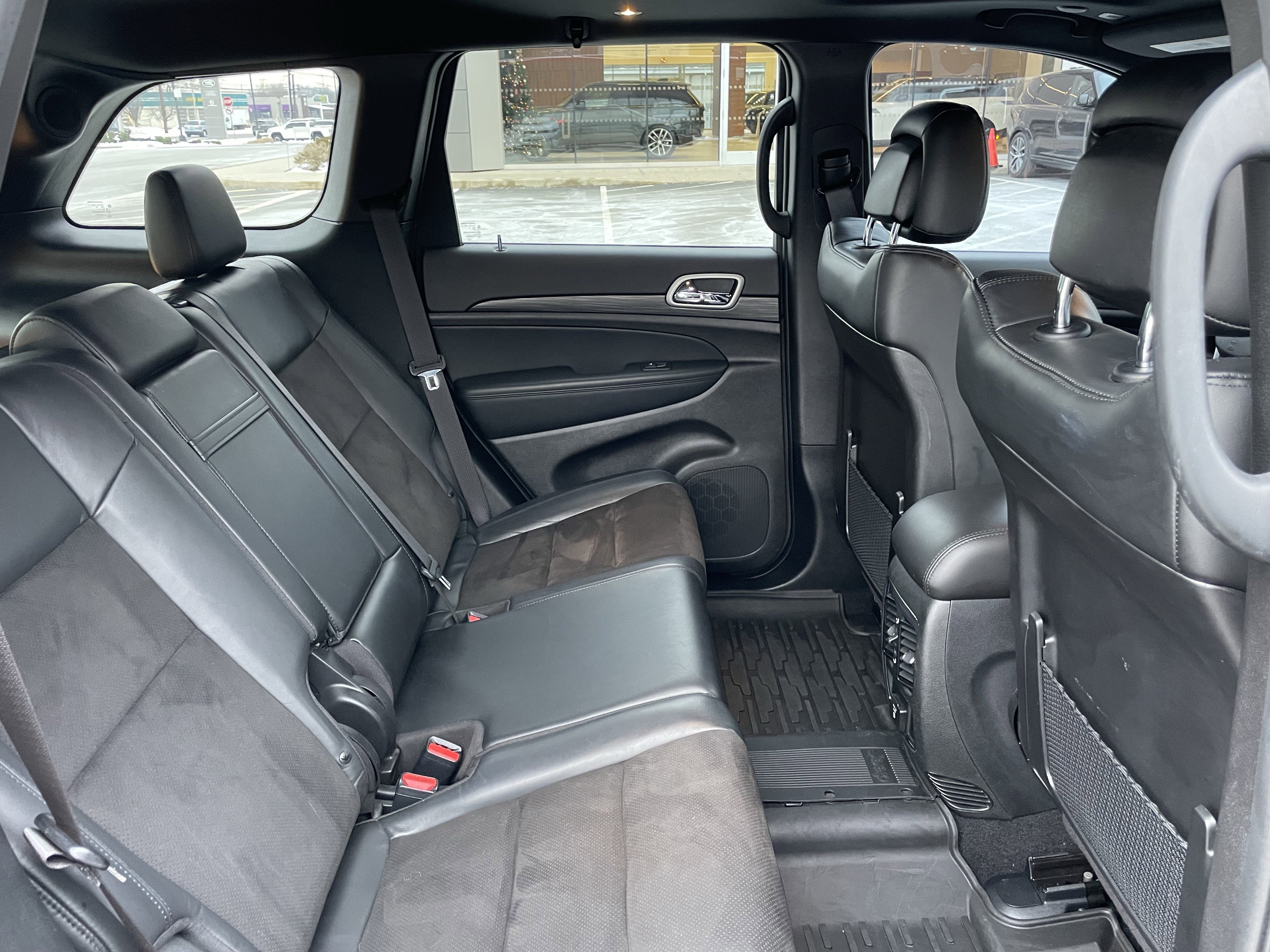 Used 2021 Jeep Grand Cherokee Laredo X image 31